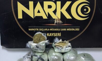 Kayseri’de kargo aracına uyuşturucu operasyonu: 10 kilo esrar ele geçirildi
