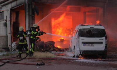 Kayseri’de kozmetik malzemeleri bulunan iş yerinde yangın