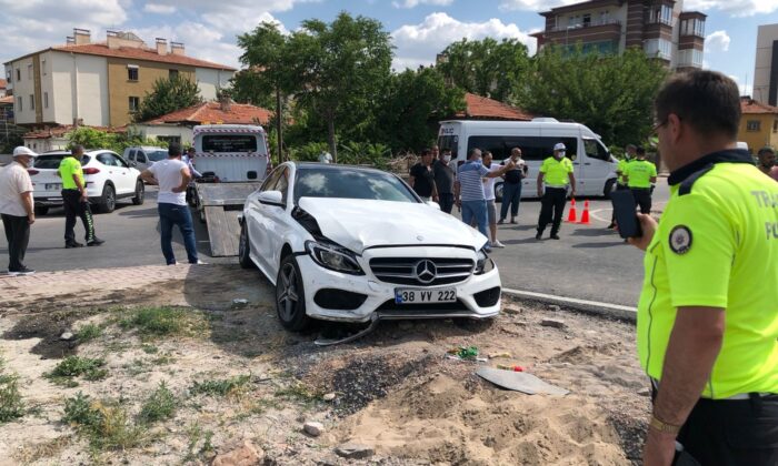 Kayseri’de trafik kazası : 8 yaralı