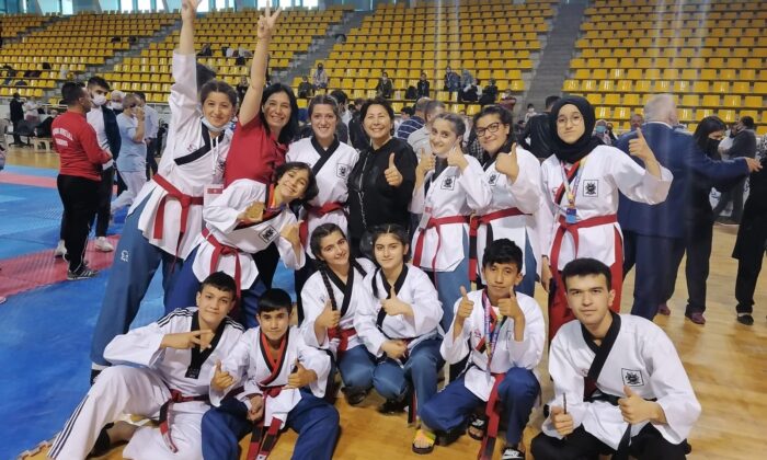 Kayserili sporcular madalyalara ambargo koydu