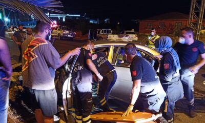 Kaza yapan polis hayatını kaybetti, eşi yaralandı