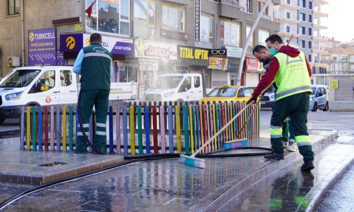 Keçiören’de rengarenk kuş besleme noktası