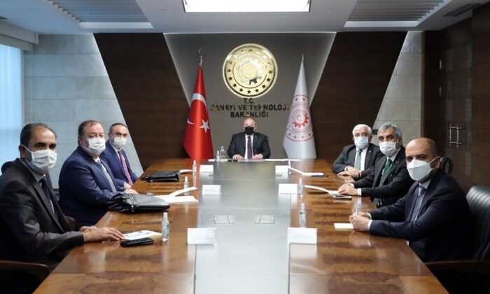 Kilis heyeti bakanlarla görüştü