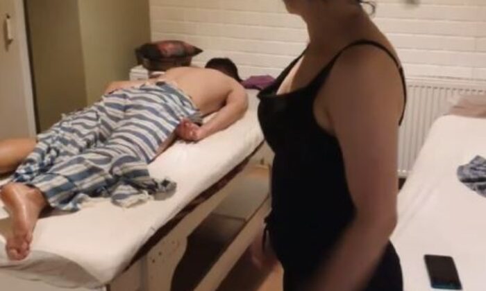 Kısıtlama saatinde masaj yaptırırken yakalandılar: 19 bin TL ceza