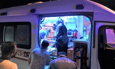 Kısıtlama saatinde yola atlayan çocuğa motosiklet çarptı