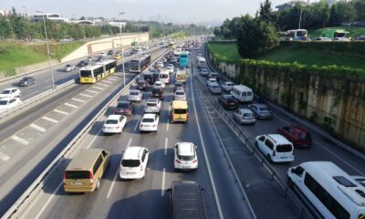Kısıtlama sonrası İstanbul’da trafik yoğunluğu