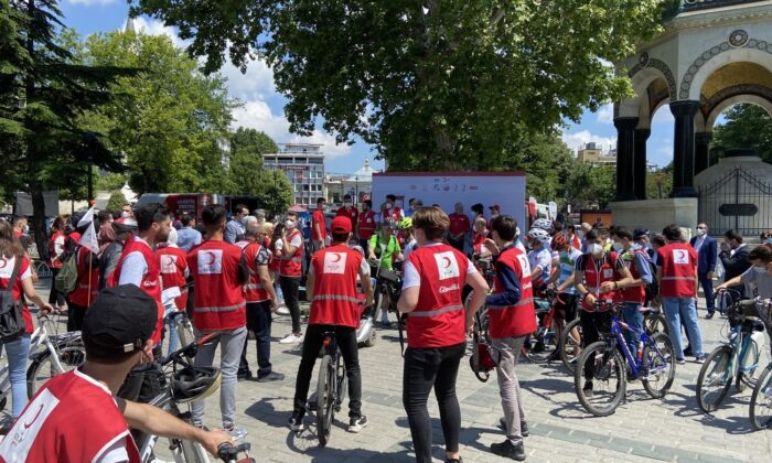 Kızılay farkındalık için pedal çevirdi