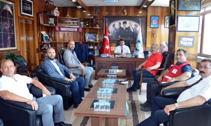 Kızılay’dan GMİS’e “Bu hilal sizinle var” belgesi