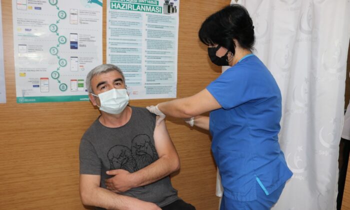 Kocaeli’de 1 milyonuncu korona virüs aşısı yapıldı