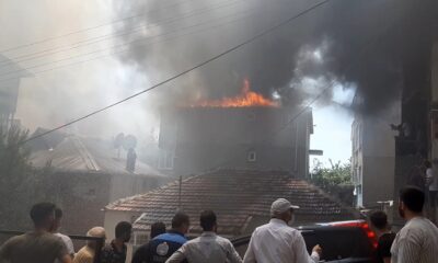 Kocaeli’de aynı sokaktaki 4 bina alevlere teslim oldu