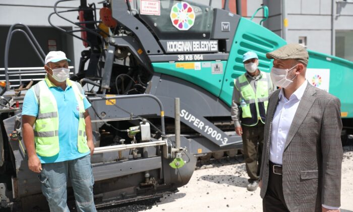 Kocasinan Belediyesi yenileme çalışmalarını her gün bir mahalle devam ettiriyor