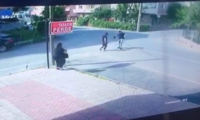 Komşuların kavgası kanlı bitti