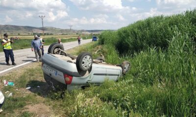 Kontrolden çıkan otomobil takla attı, sürücü yaralandı