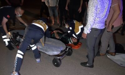 Kontrolsüz kavşakta otomobil ile motorlu kurye çarpıştı: 1 yaralı