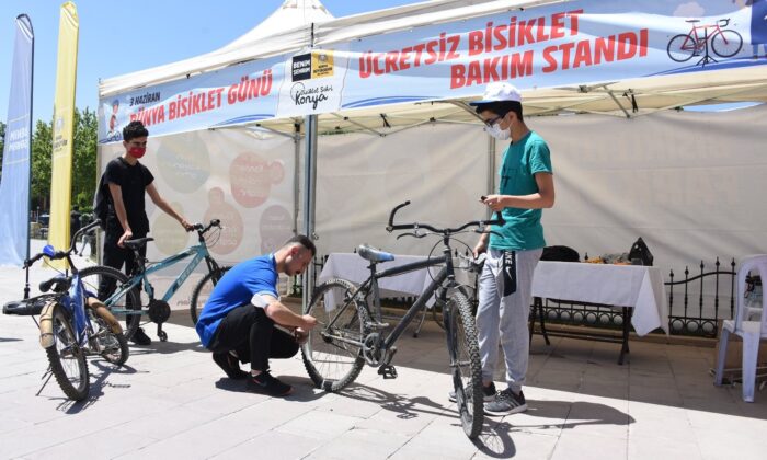 Konya’da bisiklet tamir ve bakım istasyonları ilgi görüyor