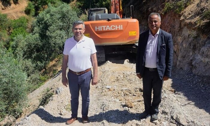 Köşk’te yol açma çalışmaları devam ediyor