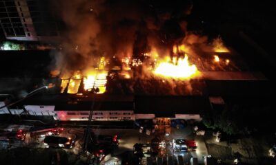 Küçükçekmece’de kağıt fabrikasındaki yangın devam ediyor