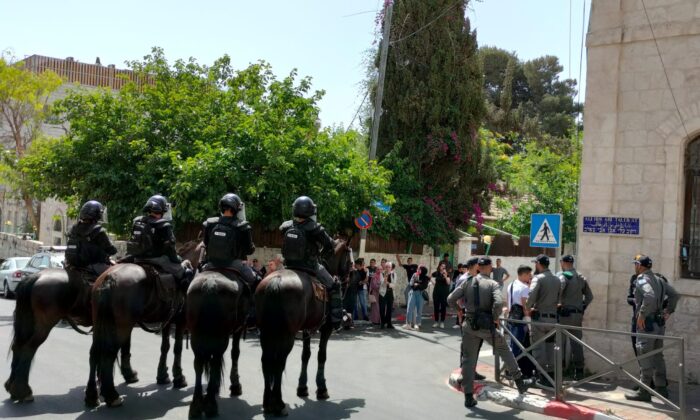Kudüs’te İsrail mahkemesi önünde İsrail güçleri ve Filistinliler arasında arbede: 1 gözaltı, 2 yaralı