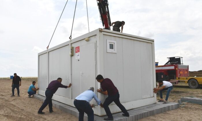 Kulu’da mevsimlik işçiler için konteynerler yerleştirildi
