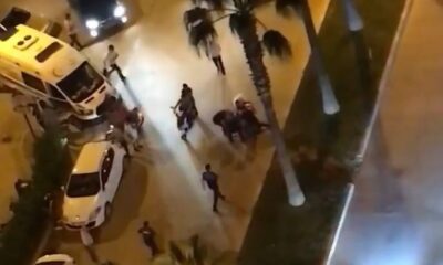 Kurtuluş kutlamalarını çekerken canlı yayında araçtan düştü