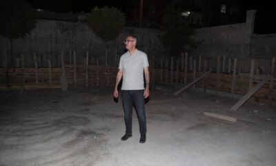 Kuş, yapımı devam eden kapalı semt pazarını gece inceledi