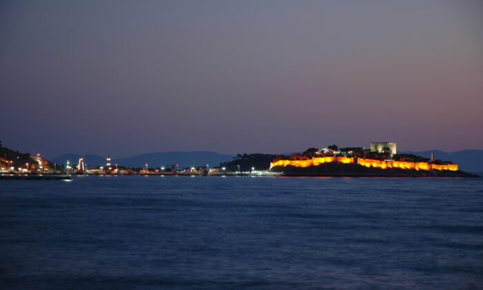 Kuşadası’nda yaz akşamları müzikle renklenecek
