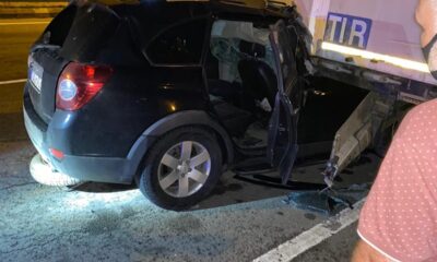 Lüks jip park halindeki tırın altına girdi: 1 ağır yaralı