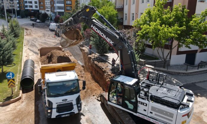 Mahallelerde yağmur suyu hattı oluşturuluyor