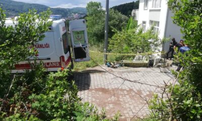 Mahalleli kanlar içinde buldu, sağlık ekiplerine haber verdi