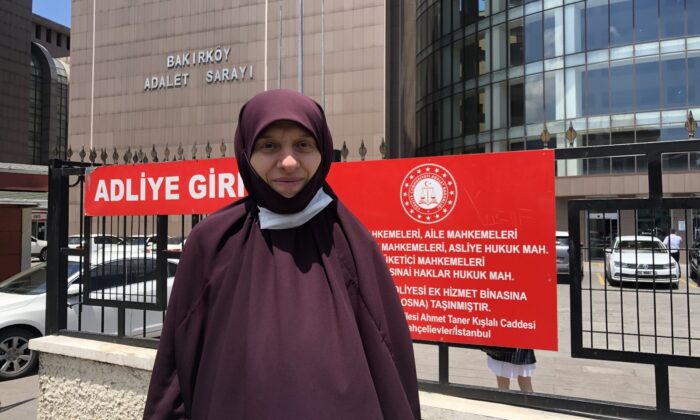 Mahkemeden çarşaflı kadına hakaret davasında sanığa 360 lira adli para cezası