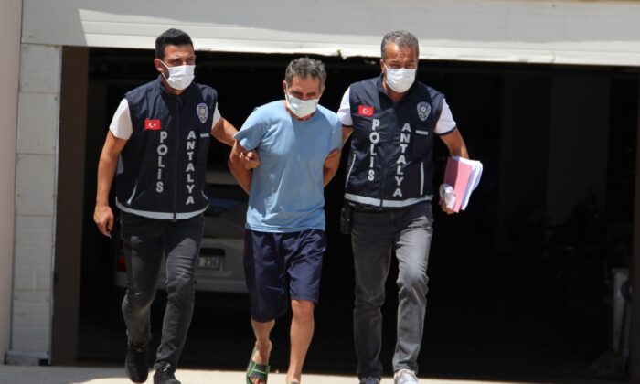 Makaslı cinayet zanlısı adliyeye sevk edildi