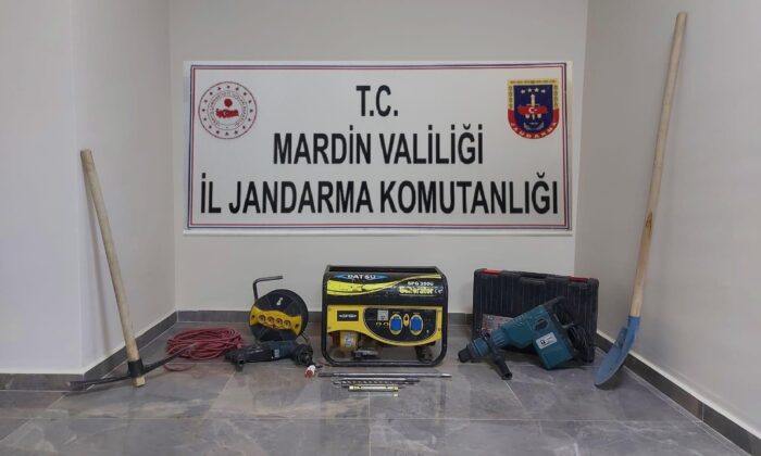 Mardin’de izinsiz kazı yapan 7 defineci suçüstü yakalandı