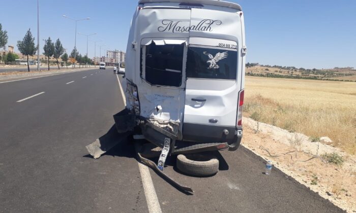 Mardin’de pikap öğretmen servisi ile çarpıştı: 7’si öğretmen 9 yaralı