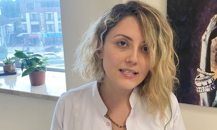 Maske altında çıkan sivilcelenmeye son