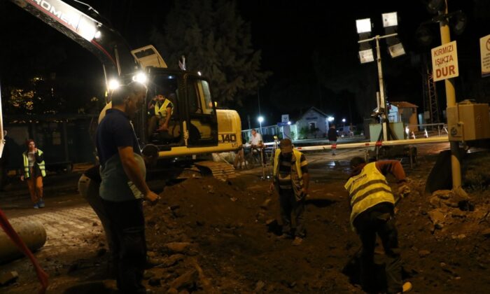 MASKİ’den Urganlı’da gece mesaisi