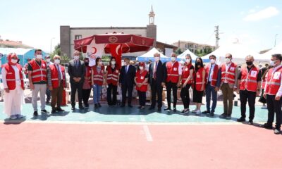 Melikgazi’den Kızılay’ın hayır panayırına destek