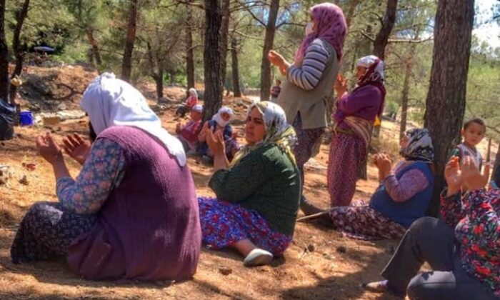 Menteşe’de köylüler yağmur duasına çıktı