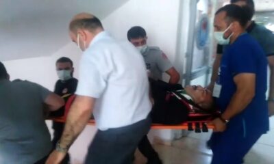 Merdivenden düşerek yaralandı