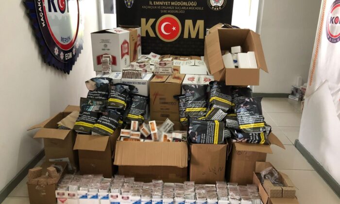 Mersin’de 3 milyon 310 bin bandrolsüz makaron ele geçirildi