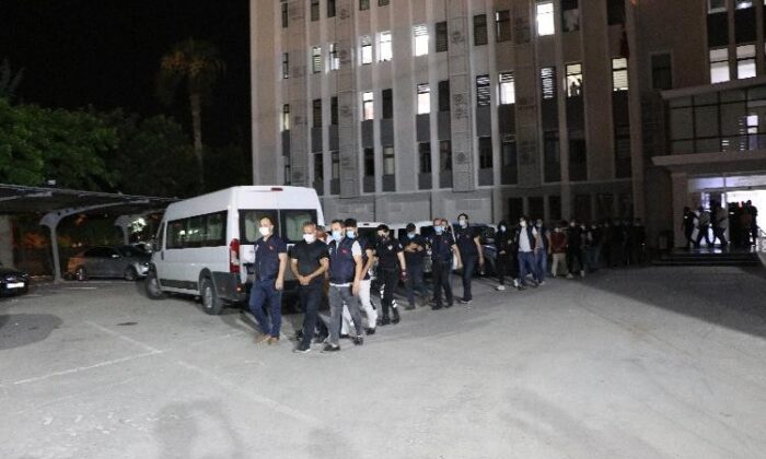 Mersin’de çete operasyonuna 11 tutuklama