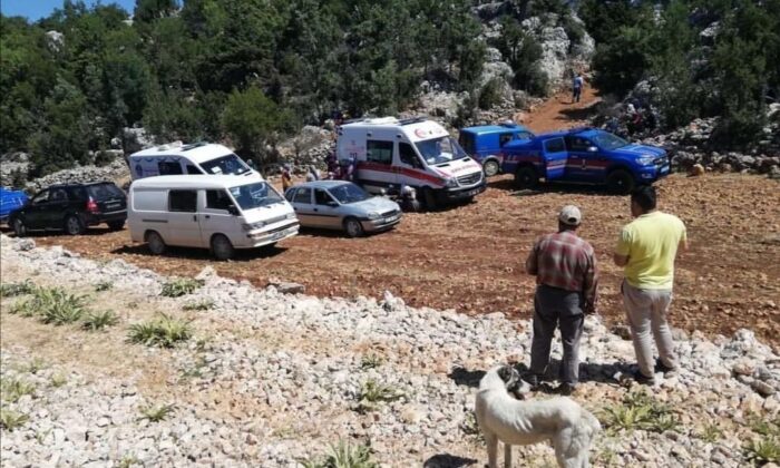 Mersin’de dağ evindeki çadırda genç çiftin cesedi bulundu