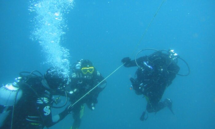 Mersin’de itfaiye ekipleri su altı ve üstü kurtarma eğitimi aldı