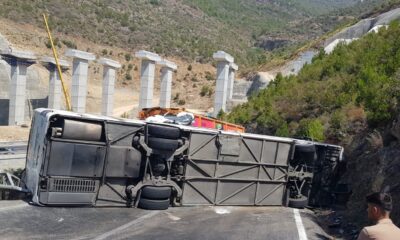 Mersin’de otobüs kazası: 1’i ağır 14 yaralı
