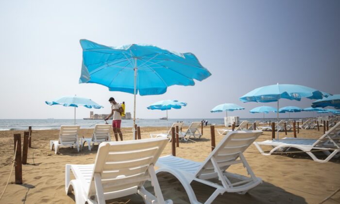 Mersin’de plajlar yaza hazırlanıyor