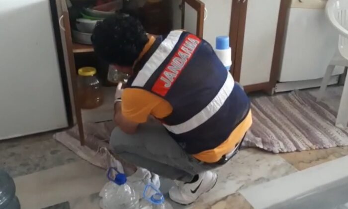 Mersin’de uyuşturucu operasyonu: 4 gözaltı