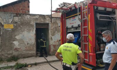 Metruk binada yangın çıktı