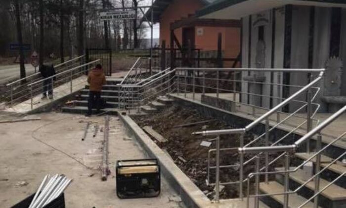 Mezarlıktan alüminyum korkulukları çaldılar