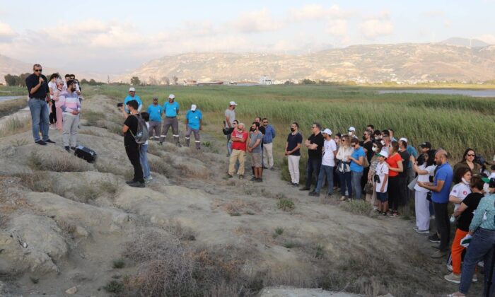 Mileyha sulak alanda temizlik çalışması
