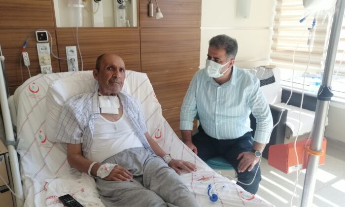 Milletvekili Fırat, hastanede babaların Babalar Günü’nü kutladı