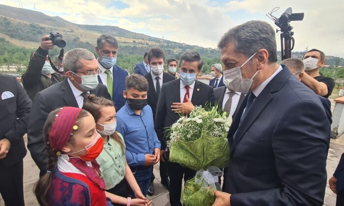 Milli Eğitim Bakanı Ziya Selçuk Karabük’te